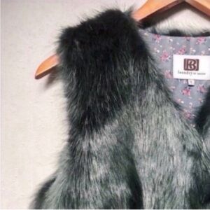 Faux Fur Vest Green Gray